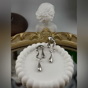 Modern Abstract Silver Drop  Earrings – Statement Sculptural Design